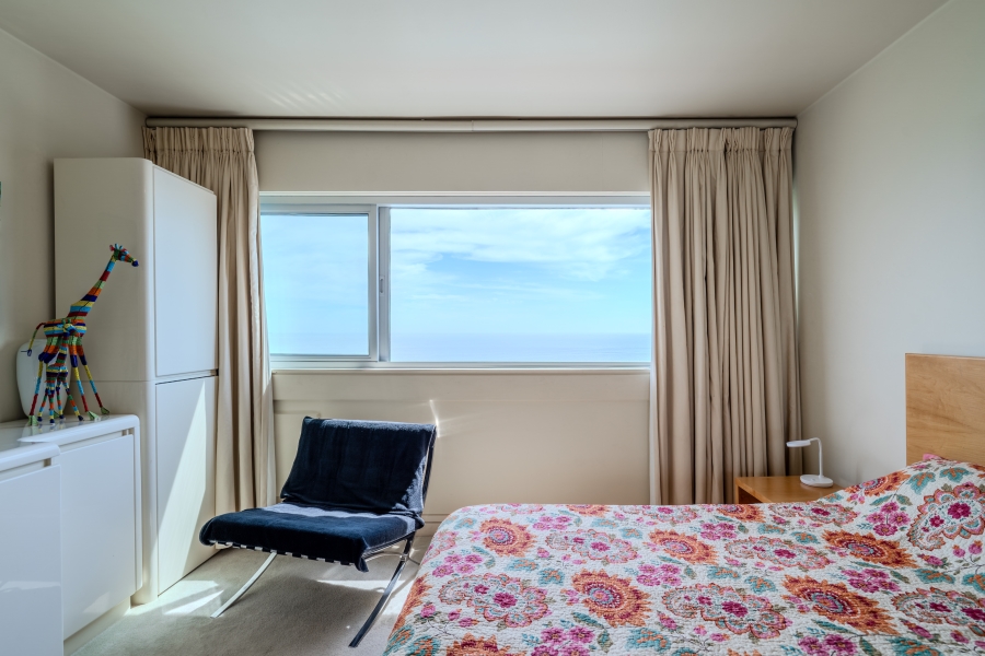 2 Bedroom Property for Sale in Sea Point Western Cape